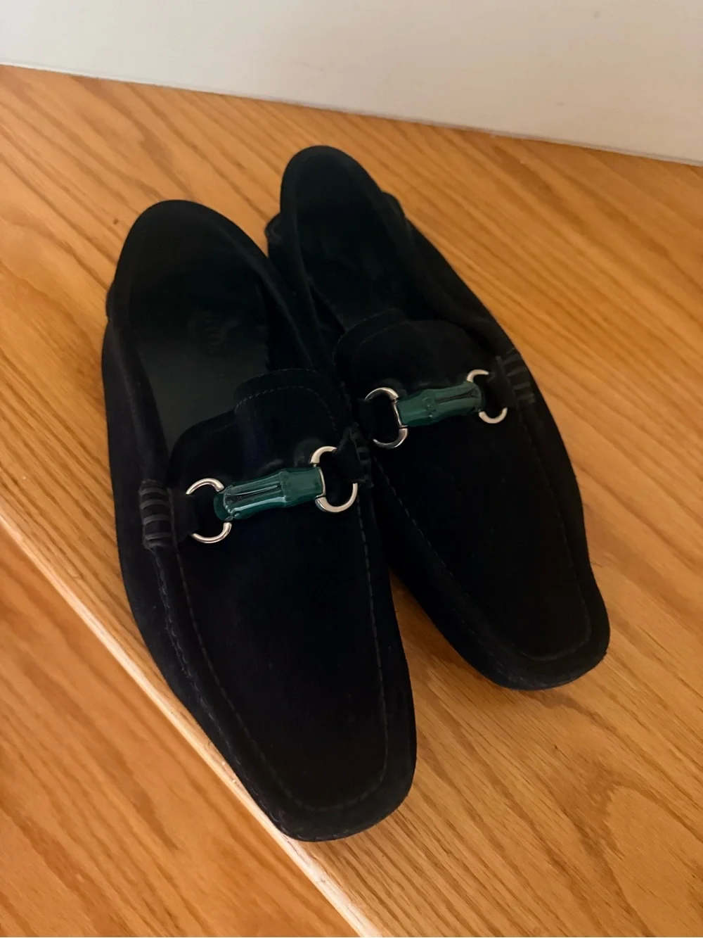 Gucci Black Suede Loafers with Green Enamel Bit